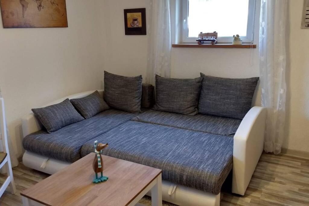 Ruhige Ferienwohnung Inklusive Garten Souterrain - Neu Renoviert Lachen Buitenkant foto